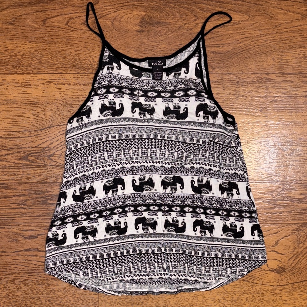 Rue21 Black & White Elephant Print Spaghetti Strap Cami